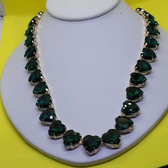 Jewelry - New, Green Glass Heart Necklace